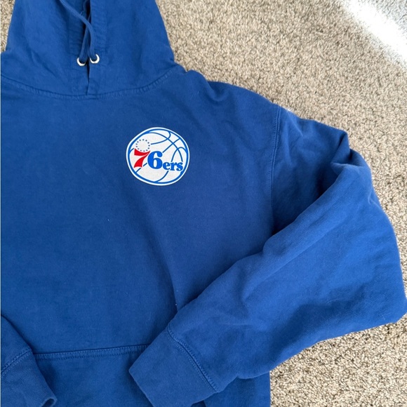 76ers Sweatshirt - Picture 3 of 7